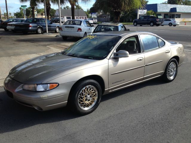 Pontiac Grand Prix 1997 photo 3