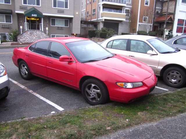 Pontiac Grand Prix 1997 photo 2