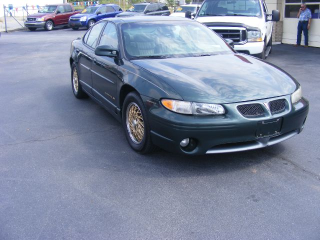 Pontiac Grand Prix 1998 photo 4