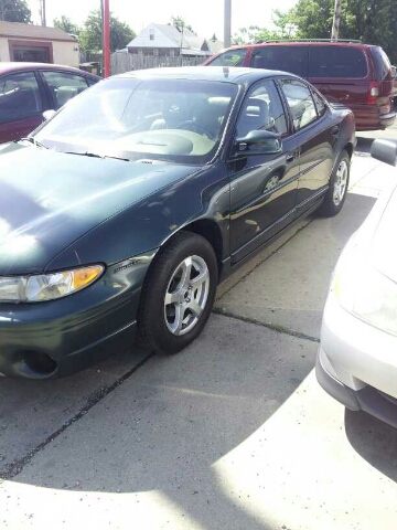 Pontiac Grand Prix 1998 photo 1