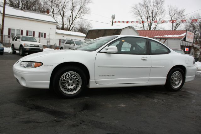 Pontiac Grand Prix 1998 photo 1