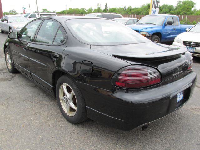 Pontiac Grand Prix 1999 photo 1