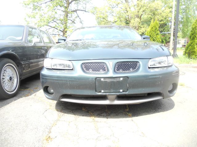 Pontiac Grand Prix 1999 photo 1