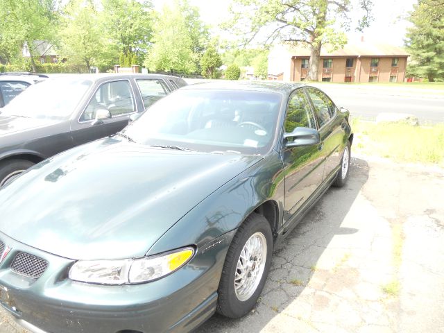 Pontiac Grand Prix 1999 photo 3