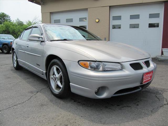 Pontiac Grand Prix 1999 photo 1