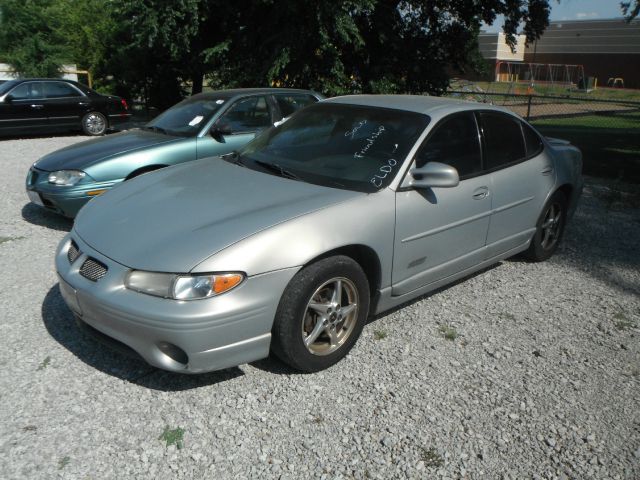 Pontiac Grand Prix 1999 photo 3