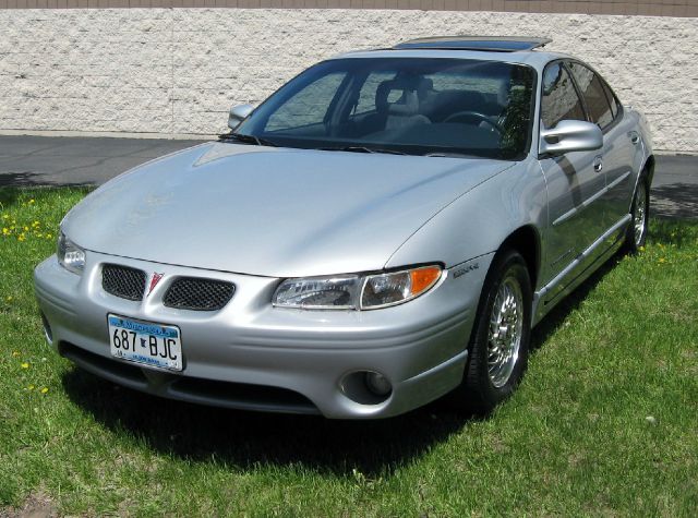 Pontiac Grand Prix 1999 photo 4