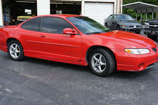 Pontiac Grand Prix 1999 photo 9