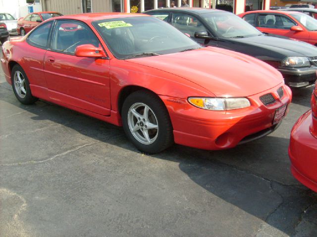 Pontiac Grand Prix 1999 photo 11