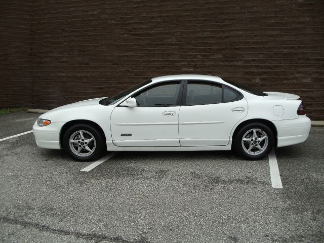 Pontiac Grand Prix 1999 photo 4