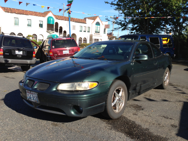 Pontiac Grand Prix 1999 photo 8