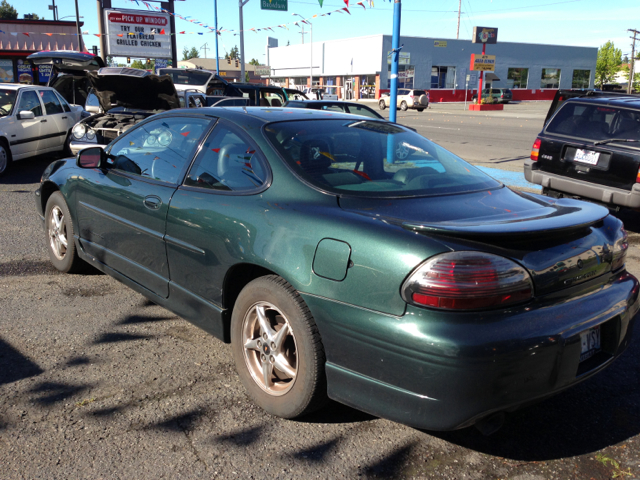 Pontiac Grand Prix 1999 photo 9