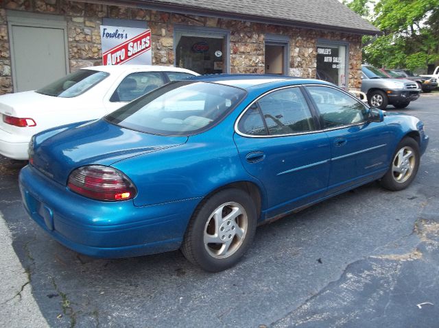 Pontiac Grand Prix 1999 photo 5