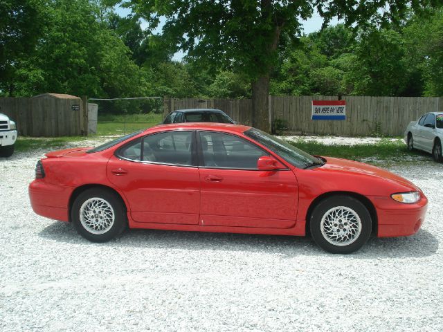 Pontiac Grand Prix 1999 photo 1