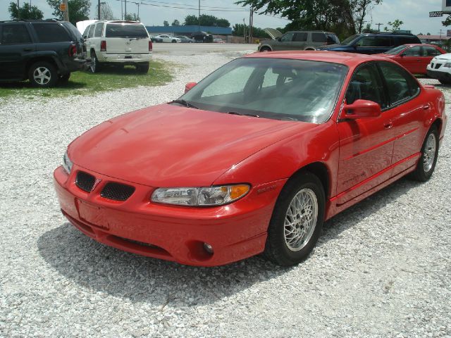 Pontiac Grand Prix 1999 photo 10