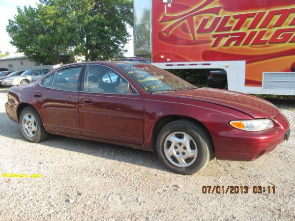 Pontiac Grand Prix 2000 photo 3