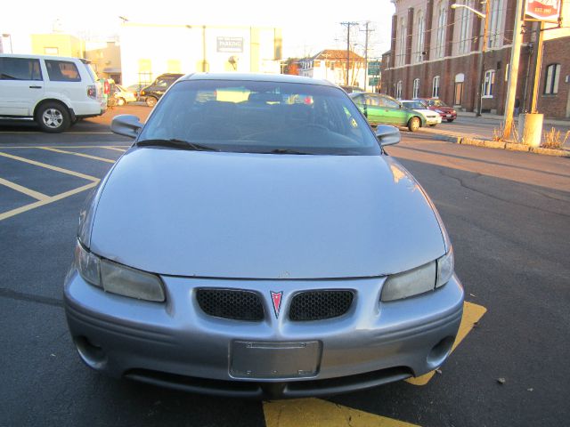 Pontiac Grand Prix 2000 photo 4