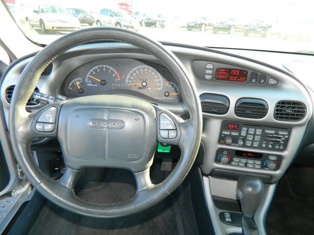 Pontiac Grand Prix 2000 photo 3