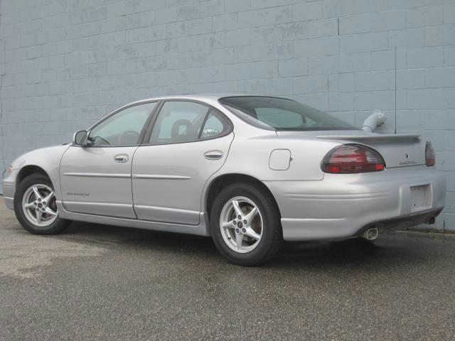 Pontiac Grand Prix 2000 photo 7