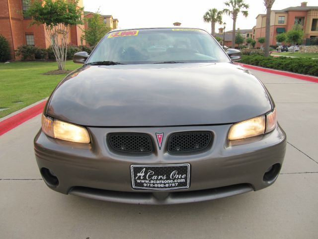 Pontiac Grand Prix 2000 photo 13