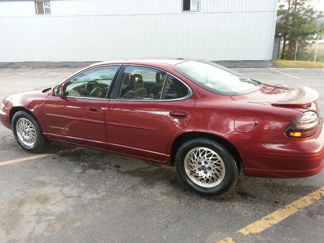 Pontiac Grand Prix 2000 photo 4