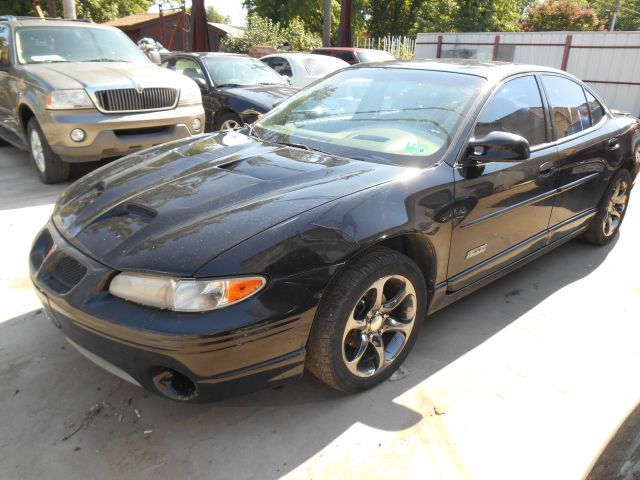 Pontiac Grand Prix 2000 photo 3