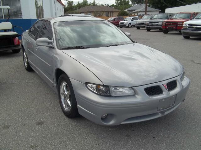 Pontiac Grand Prix 2000 photo 4