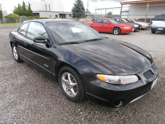 Pontiac Grand Prix 2000 photo 4