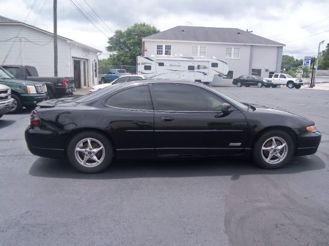 Pontiac Grand Prix 2000 photo 1