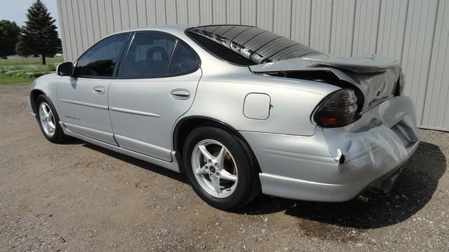 Pontiac Grand Prix 2000 photo 3