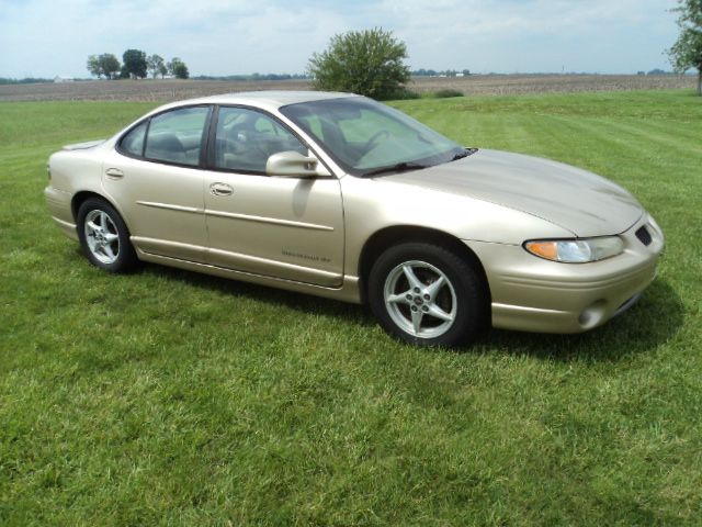 Pontiac Grand Prix 2000 photo 6