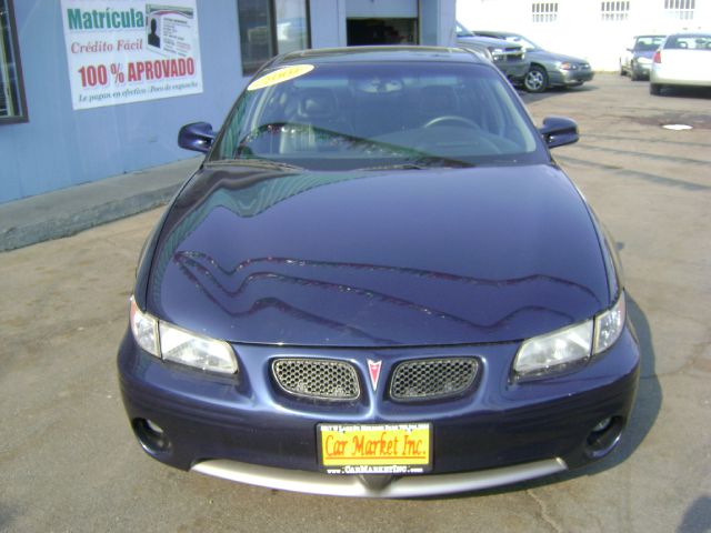 Pontiac Grand Prix 2001 photo 13