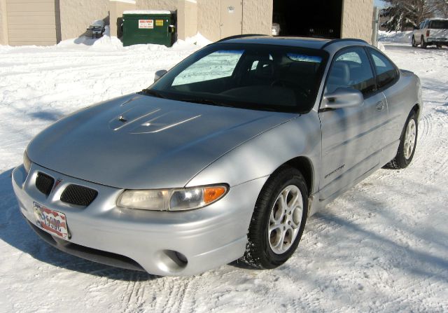 Pontiac Grand Prix 2001 photo 3