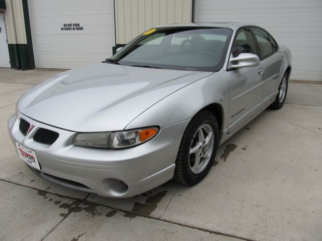 Pontiac Grand Prix 2001 photo 10