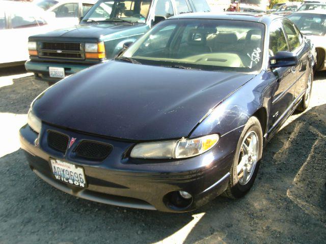 Pontiac Grand Prix 2001 photo 4