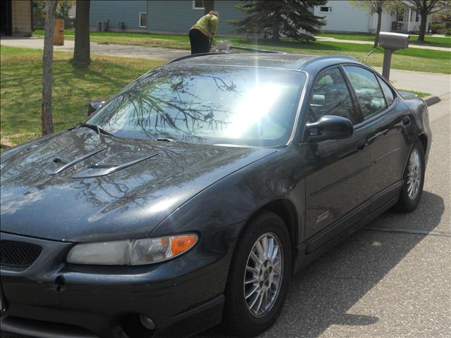 Pontiac Grand Prix 2001 photo 3