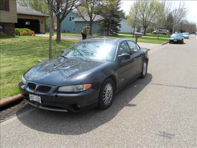 Pontiac Grand Prix 2001 photo 4