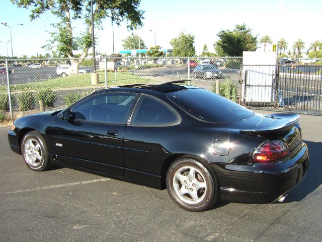 Pontiac Grand Prix 2001 photo 4