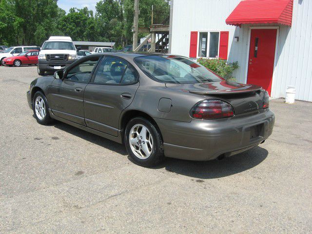 Pontiac Grand Prix 2001 photo 3