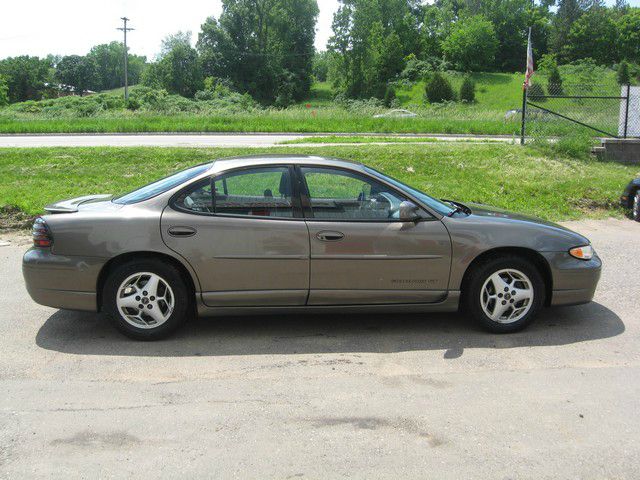 Pontiac Grand Prix 2001 photo 4