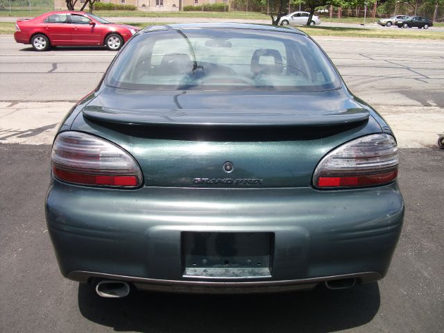 Pontiac Grand Prix 2001 photo 13