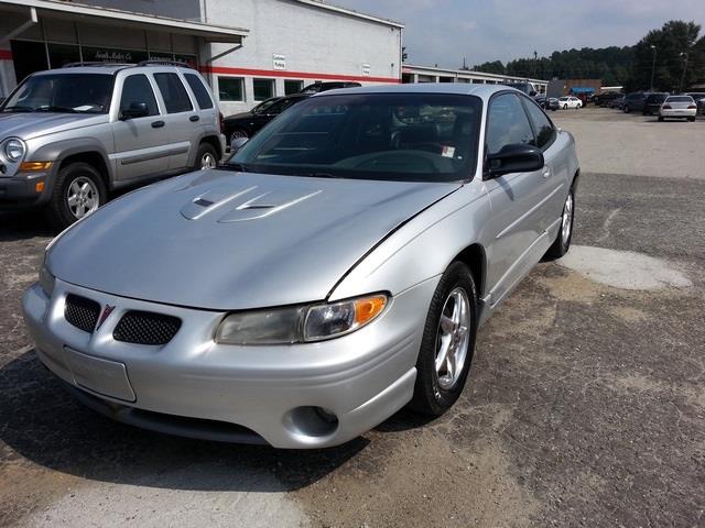 Pontiac Grand Prix 2001 photo 1