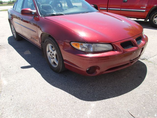 Pontiac Grand Prix 2001 photo 2