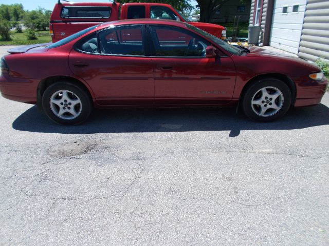 Pontiac Grand Prix 2001 photo 3