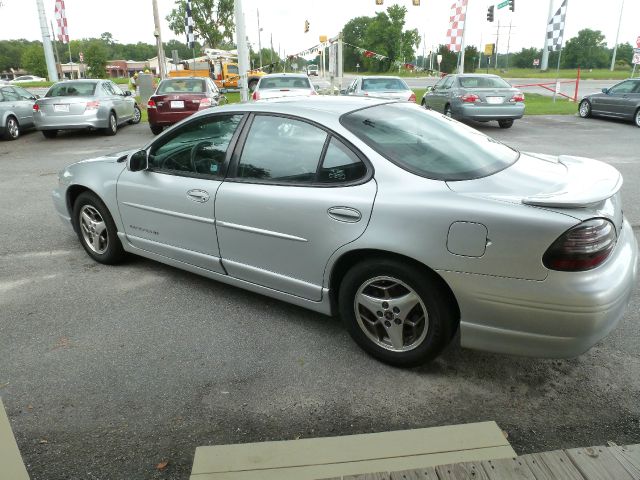 Pontiac Grand Prix 2001 photo 4