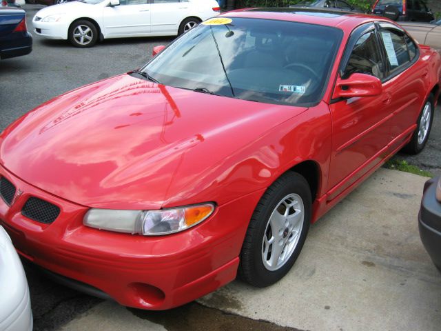 Pontiac Grand Prix 2001 photo 2