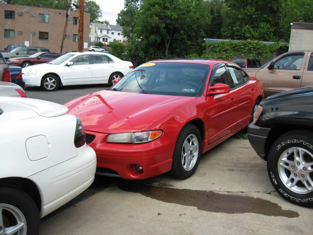 Pontiac Grand Prix 2001 photo 3