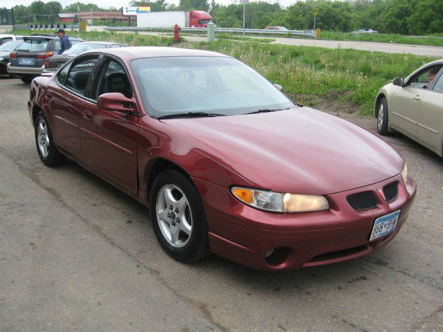 Pontiac Grand Prix 2001 photo 2