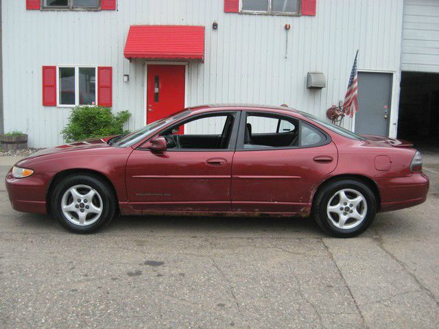 Pontiac Grand Prix 2001 photo 8