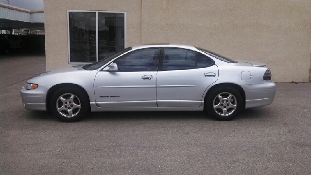 Pontiac Grand Prix 2001 photo 11